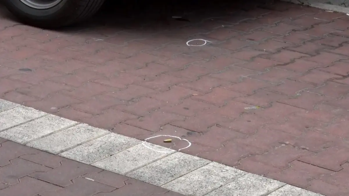 avcilarda abisini vuran kardes kacti eJRIrYma