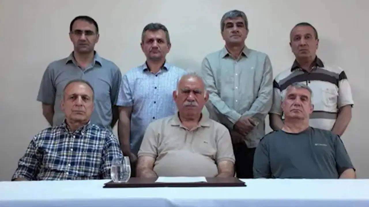 dem partiden umut hakki vurgusu komisyonda ocalanin dinlenmesi gereklilik olarak ele alinmali n1B1YY13