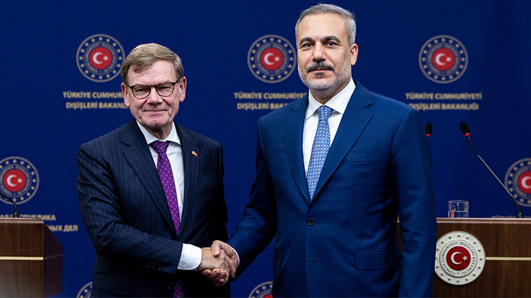 ankaradaki kritik ziyaret alman basininda turkiye berlin icin vazgecilmez gDii5CDF.jpg